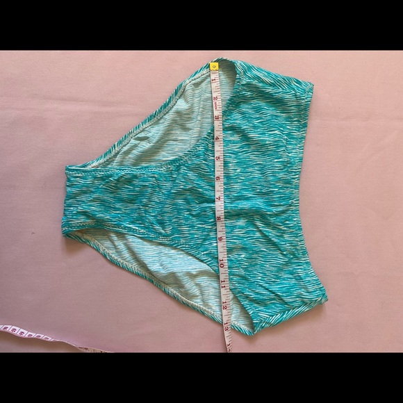 Vintage high waisted bikini - Picture 13 of 14